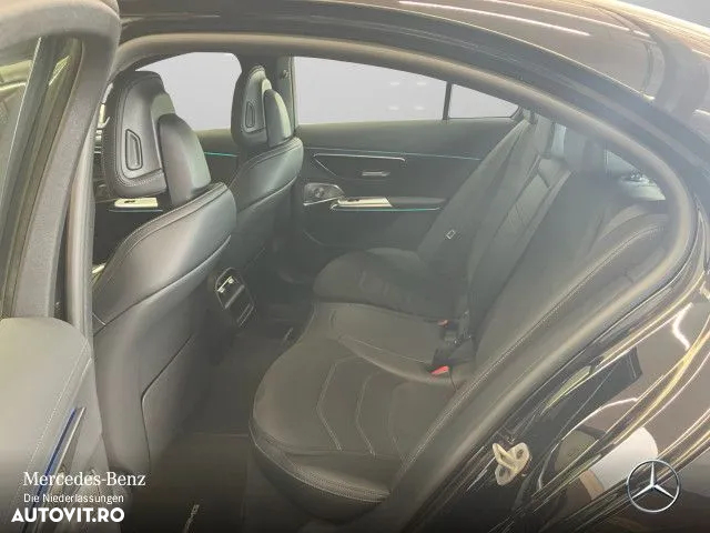 Mercedes-Benz E 400e 4Matic 9G-TRONIC - 8