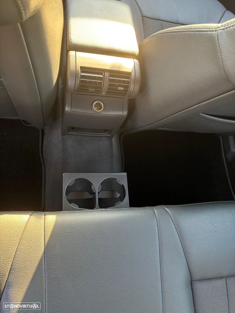 Opel Vectra Caravan 1.9 CDTi Elegance - 15