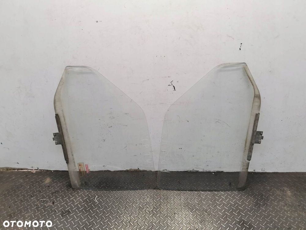 SZYBA DRZWI LEWY PRZÓD VW TRANSPORTER T4 - 1