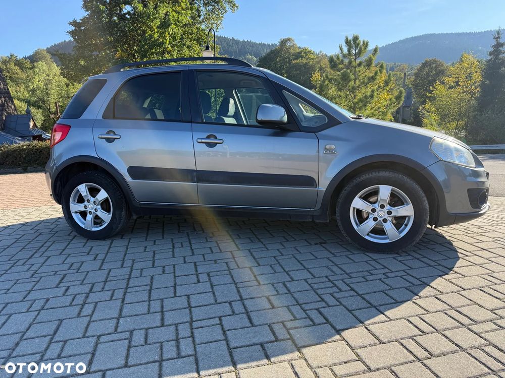 Suzuki Sx4 2010 photo 4