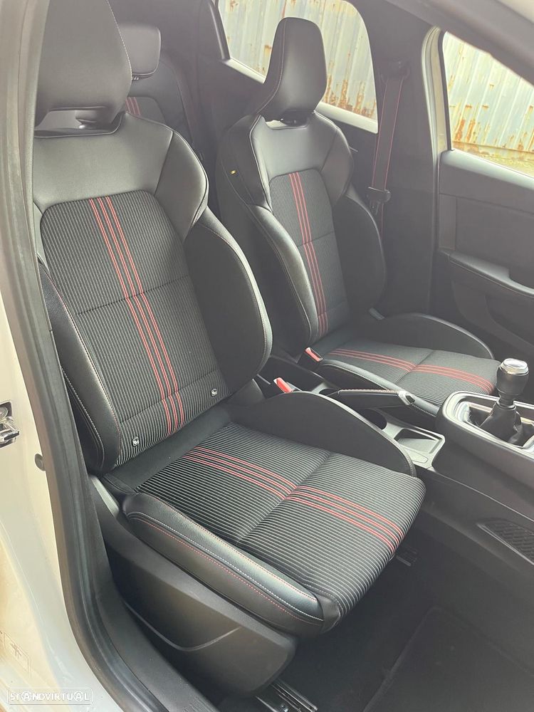 Renault Clio 1.0 TCe RS Line - 4