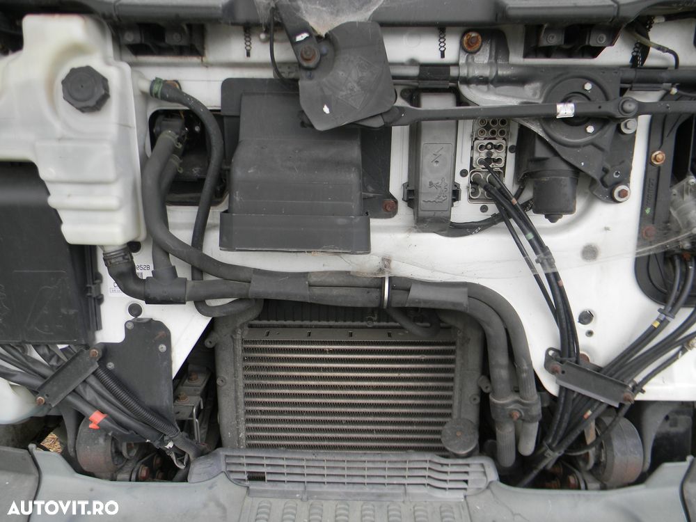 Dezmembrari  Renault Midlum  2000  > 2006 180.08/B Motorina - 12