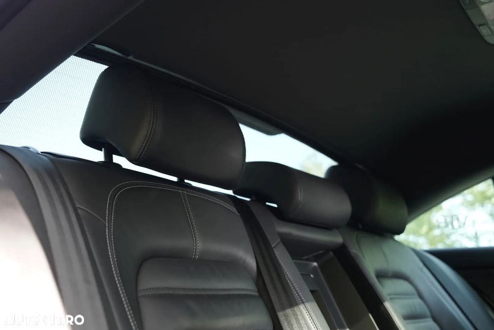 Volkswagen Passat CC 2.0 TDI BlueMotion Technology DSG Exclusive - 30