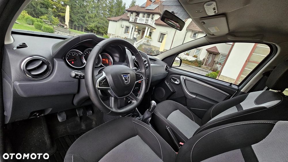Dacia Duster 1.6 SCe Prestige - 20