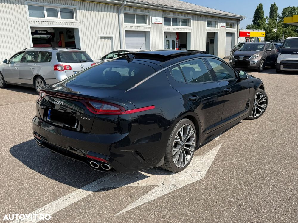 Kia Stinger 2.0 T-GDI RWD GT Line - 4