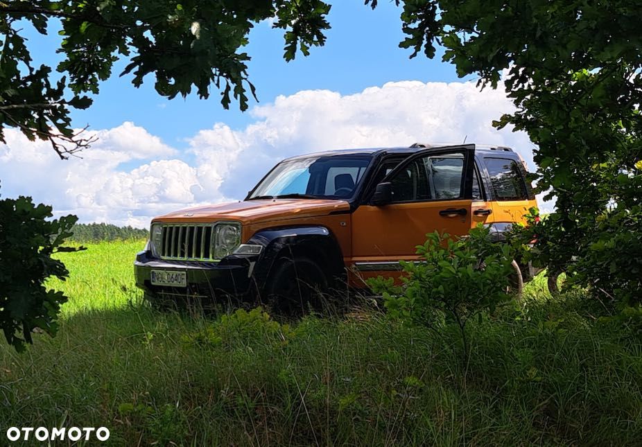 Jeep Cherokee 2008 photo 3