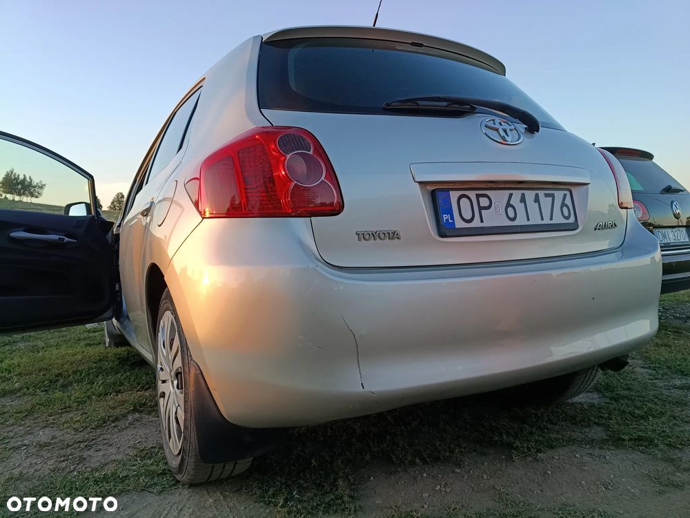 Toyota Auris 1.4 VVT-i Luna - 6