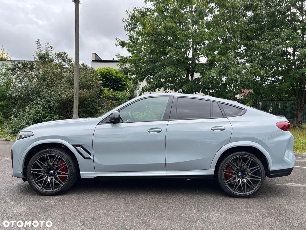 BMW X6M - 11
