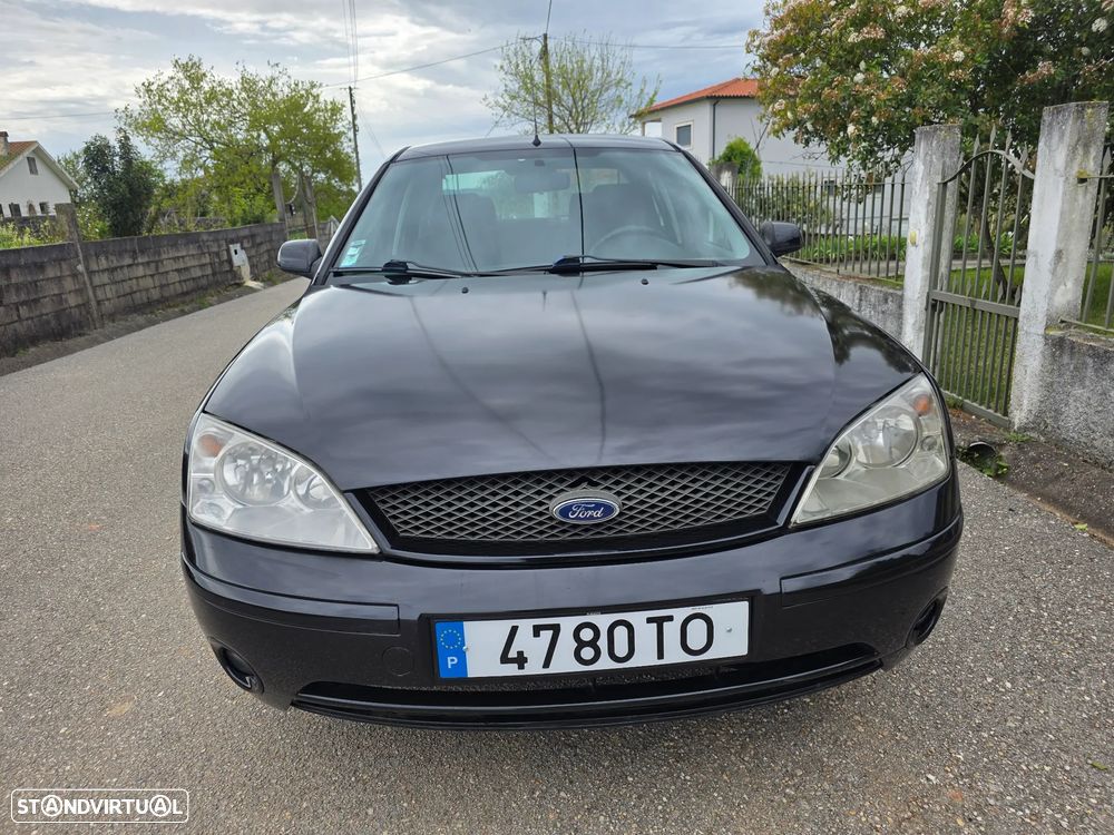 Ford Mondeo 1.8 Trend - 11
