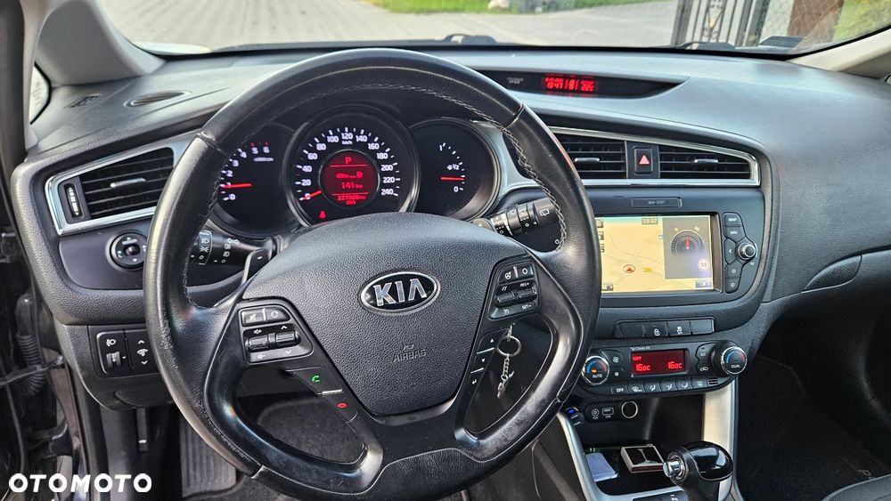 Kia Ceed 1.6 CRDi M DCT - 7