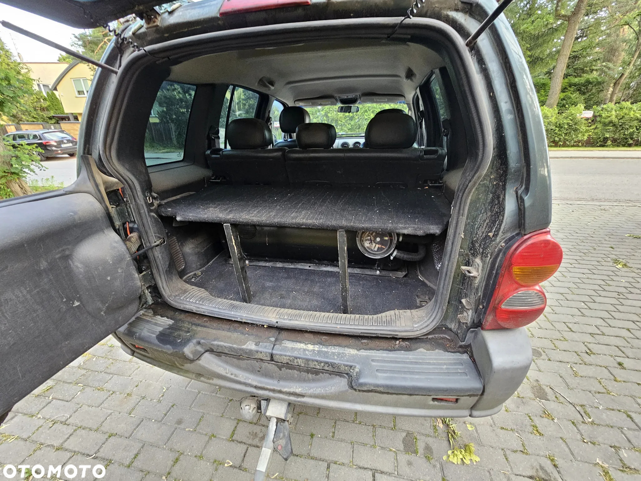 Jeep Cherokee 3.7L Sport - 11