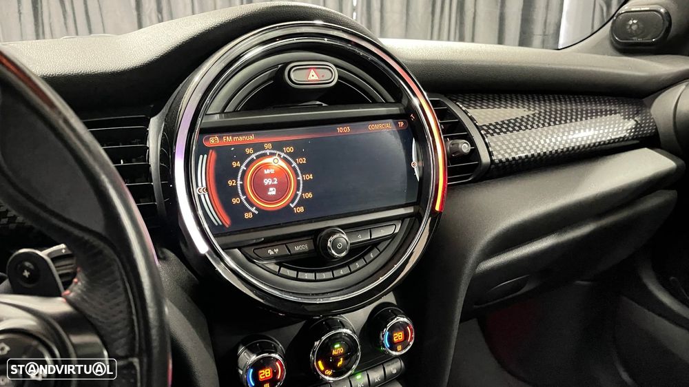 MINI 3 Portas Cooper SD Auto - 25