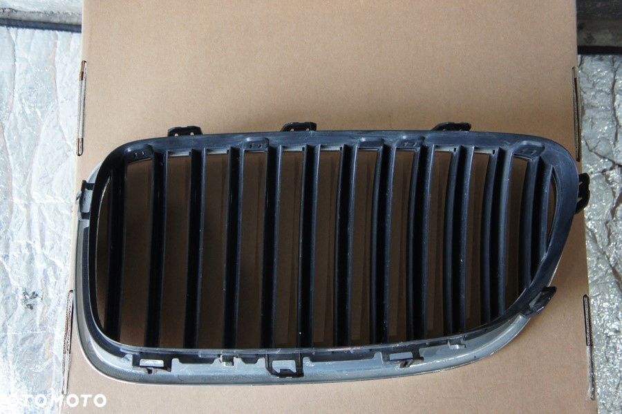 NR 305 Grill Atrapa Nerki Kratki BMW Seria 5 F10 - 6