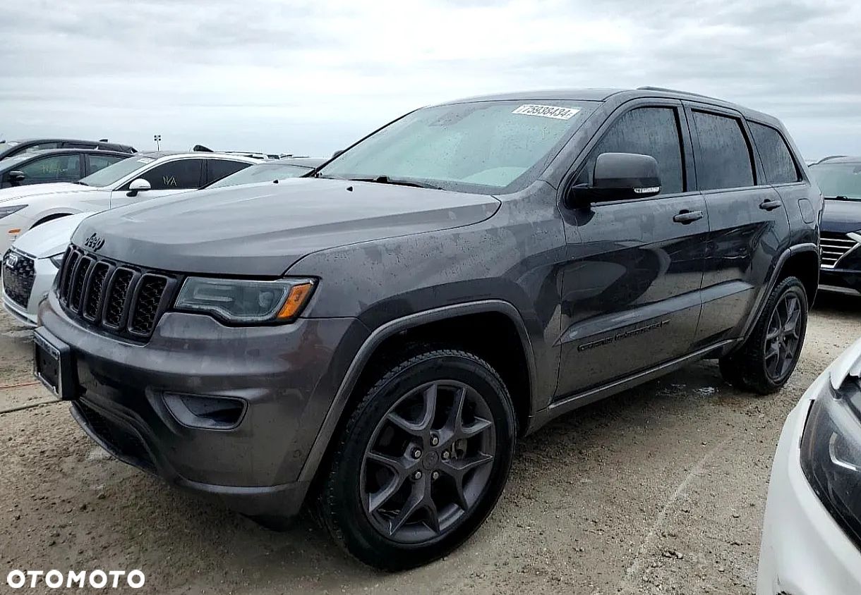 Jeep Grand Cherokee - 1