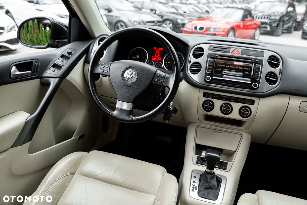 Volkswagen Tiguan 2.0 TSI 4Motion DSG Sport & Style - 25