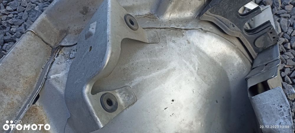 MERCEDES W211 FARTUCH PODŁUŻNICA ĆWIARTKA LEWA - 3