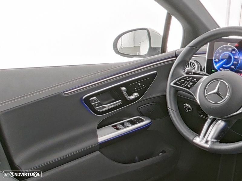 Mercedes-Benz EQE 300 Electric Art - 8