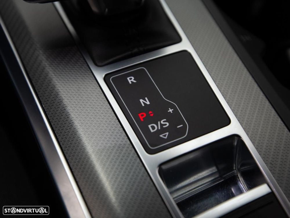 Audi A6 Avant 40 TDI S tronic - 19