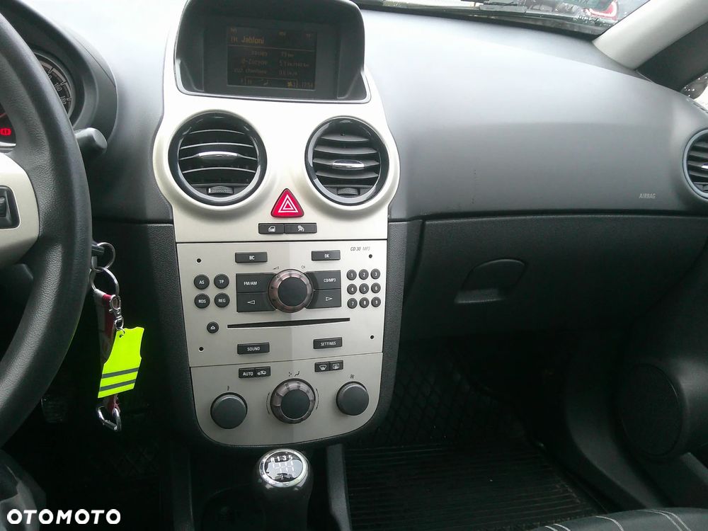 Opel Corsa 1.3 CDTI DPF Cosmo - 16