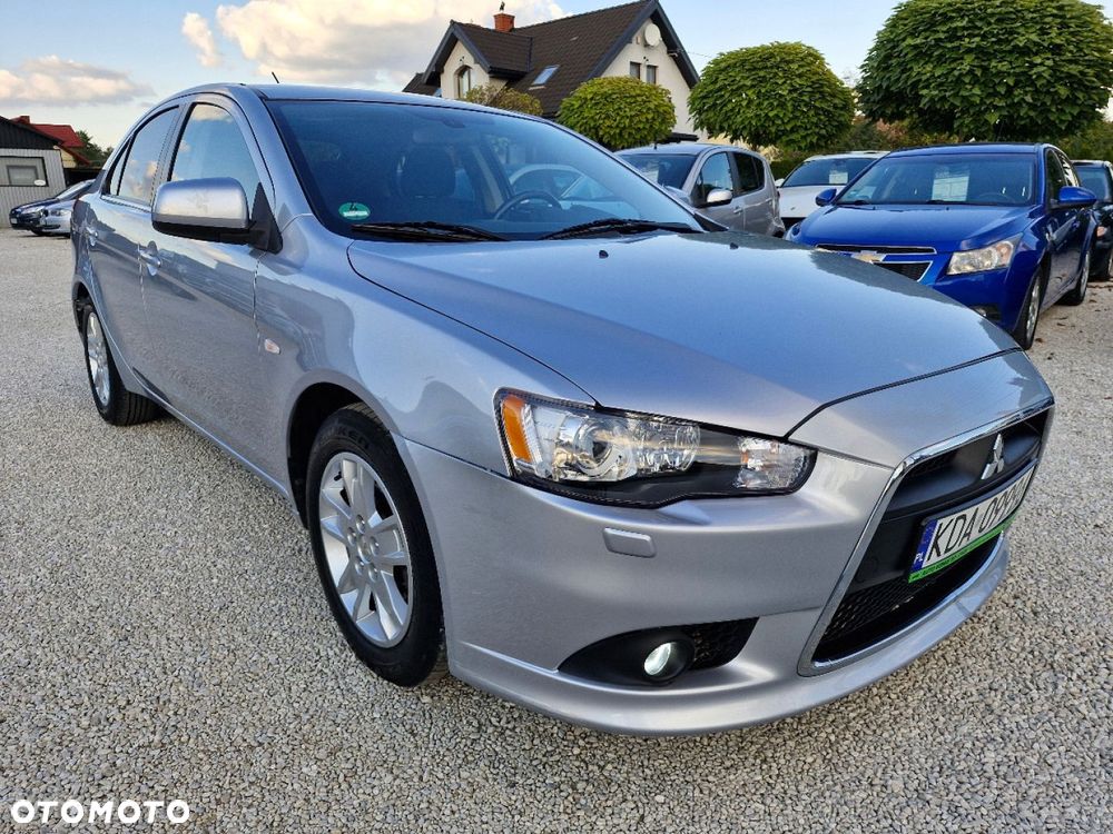 Mitsubishi Lancer - 11