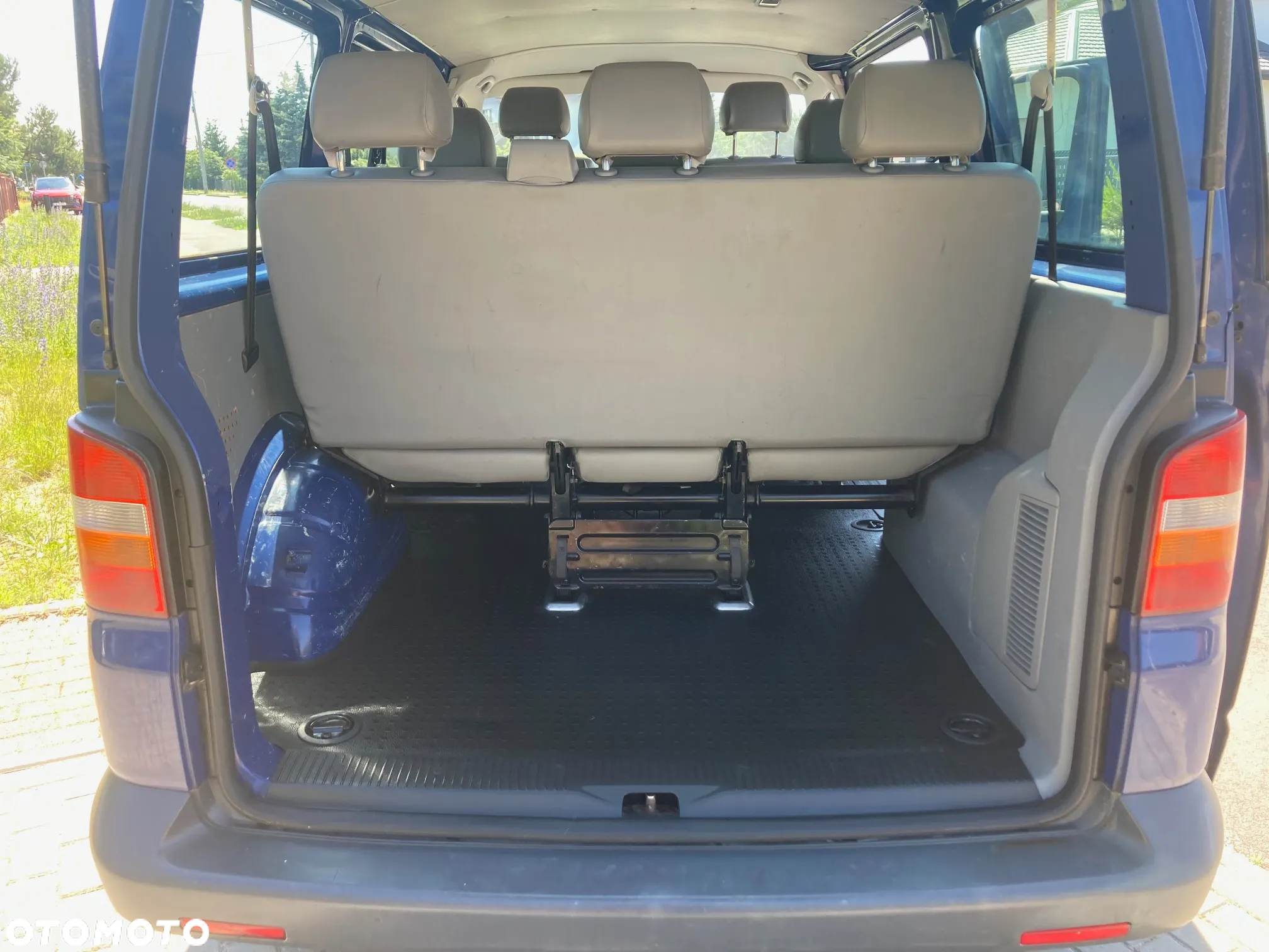 Volkswagen Transporter - 9