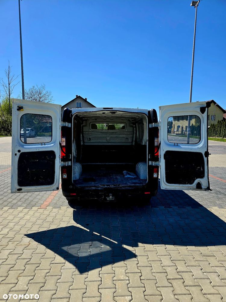 Opel Vivaro - 14