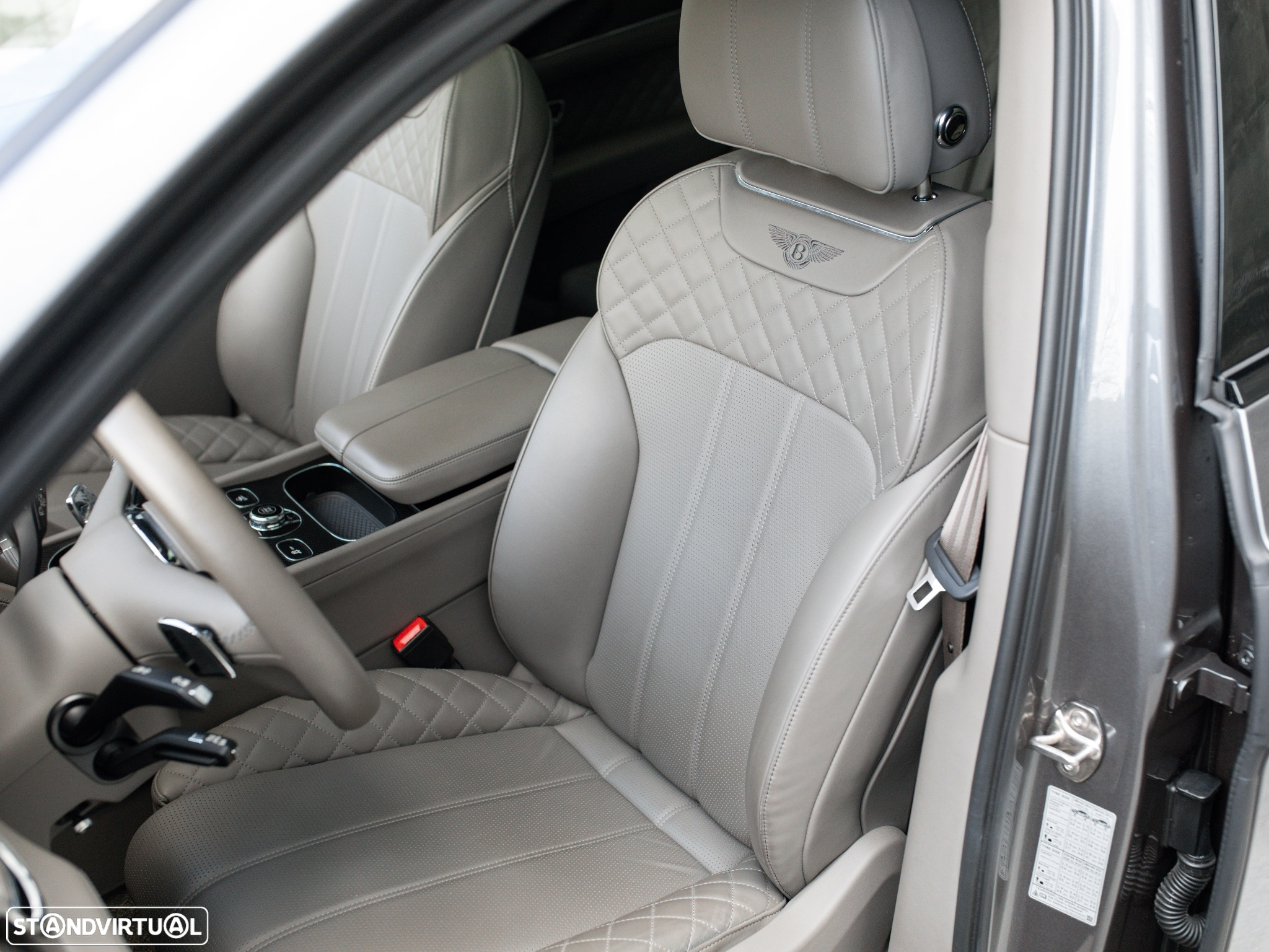 Bentley Bentayga V8 - 23