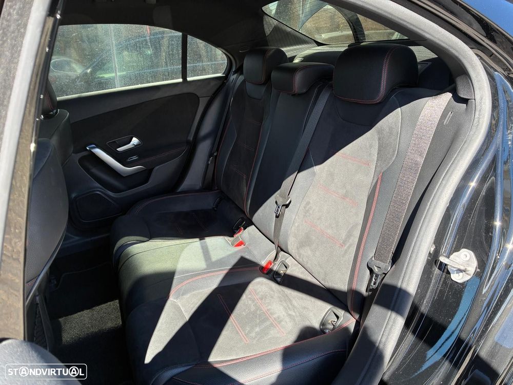 Mercedes-Benz A 250 - 13
