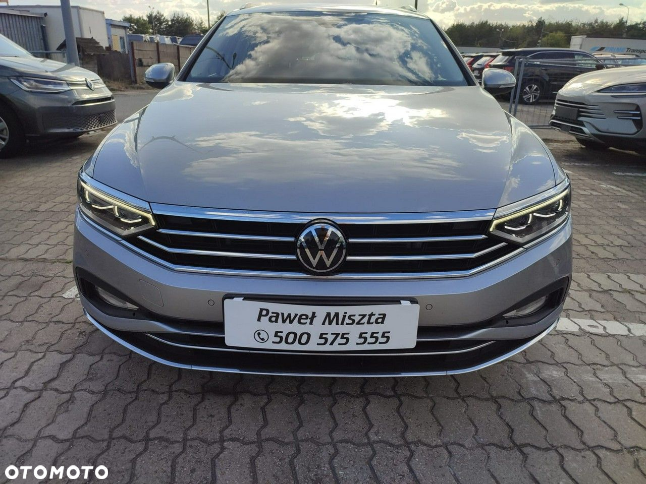 Volkswagen Passat - 25