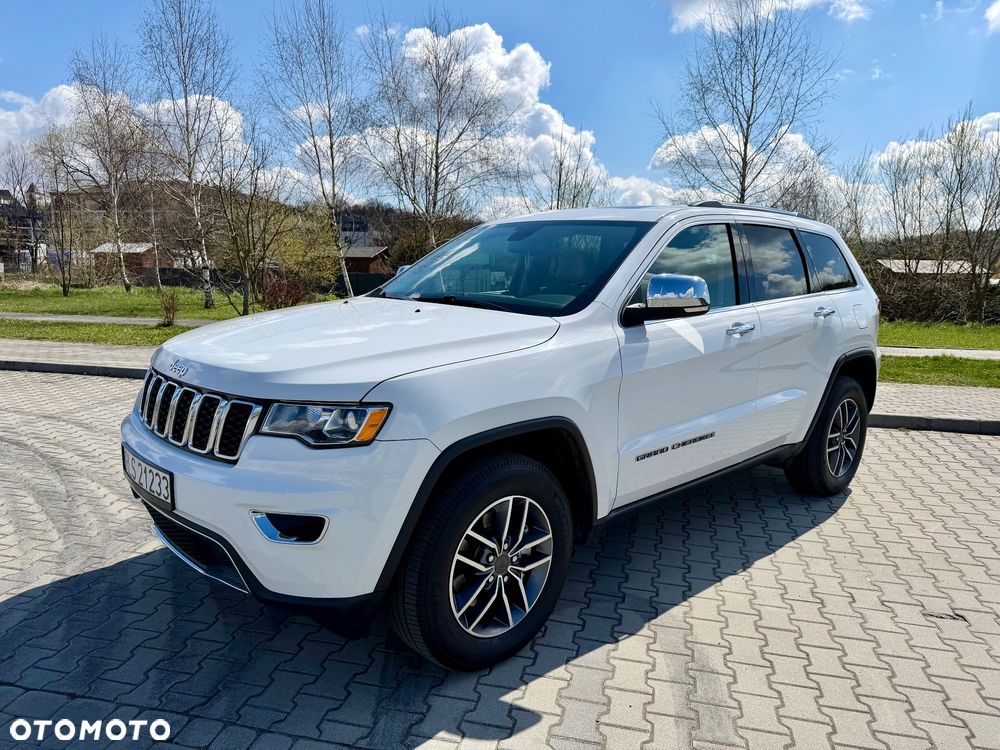Jeep Grand Cherokee - 1