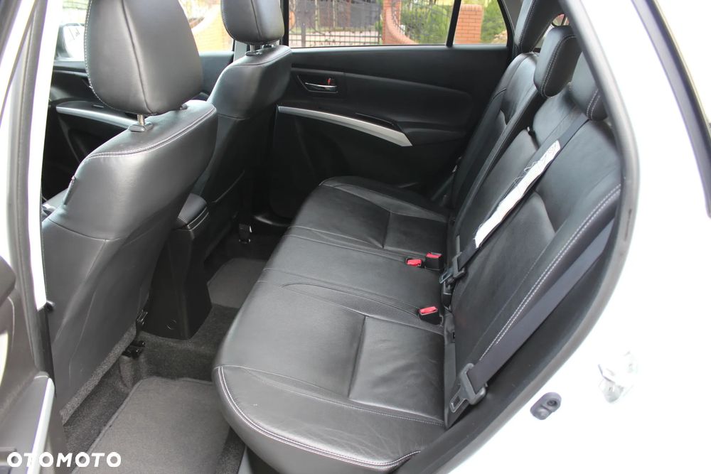 Suzuki SX4 S-Cross 1.6 Premium Plus 4WD - 19