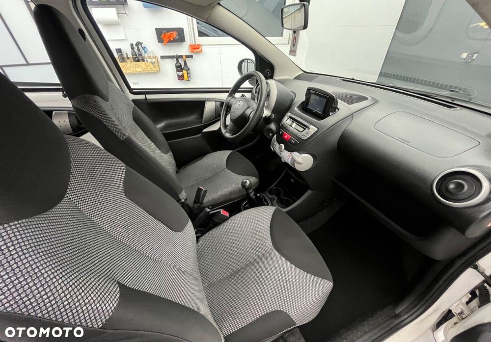Toyota Aygo - 21