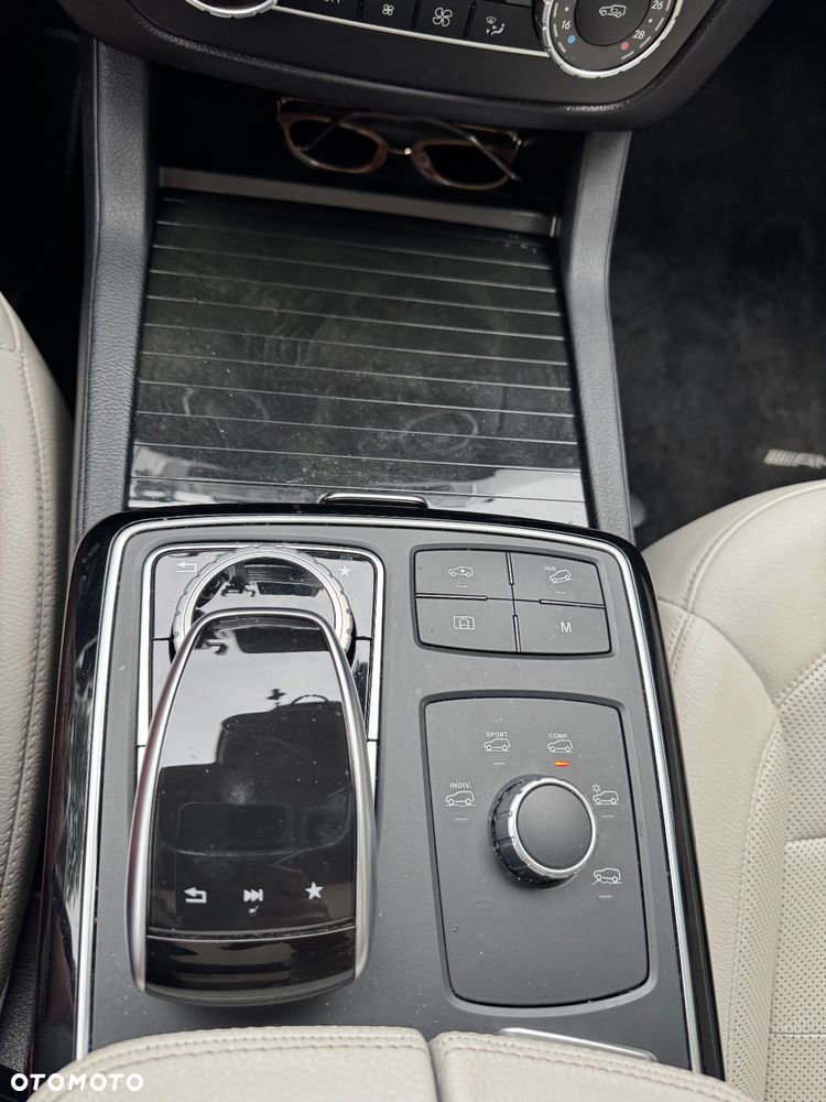 Mercedes-Benz GLE - 17