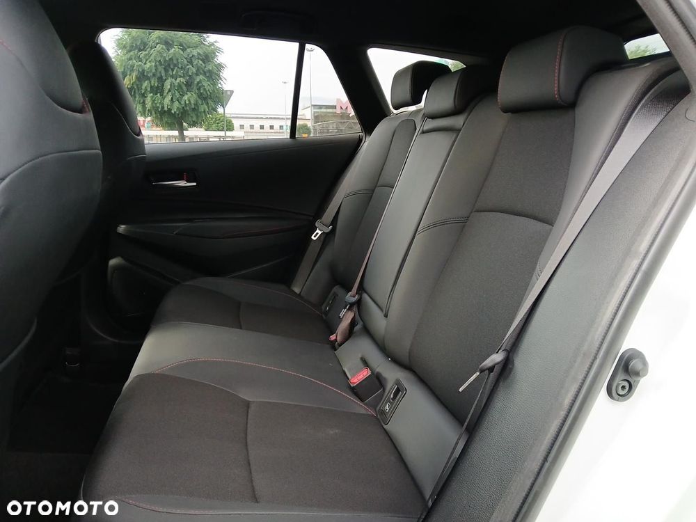 Toyota Corolla 1.8 Hybrid GR Sport Dynamic - 19