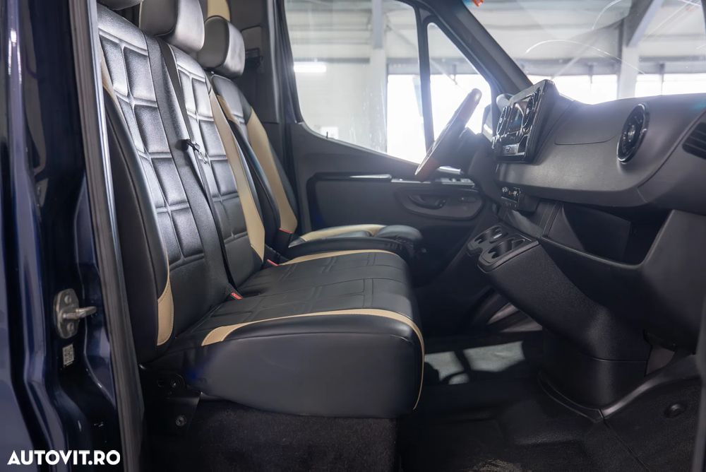 Mercedes-Benz Sprinter - 13