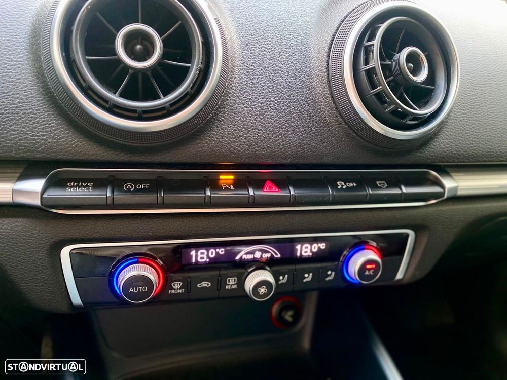 Audi A3 2.0 TDI S line Sport Pack - 17