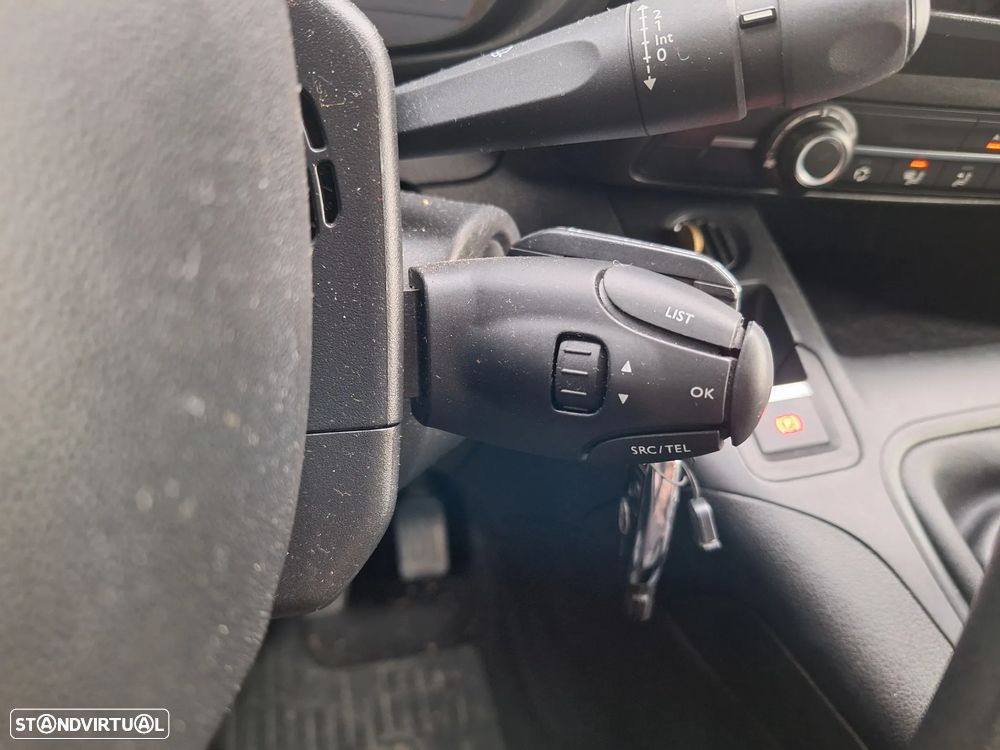 Toyota Proace city - 17