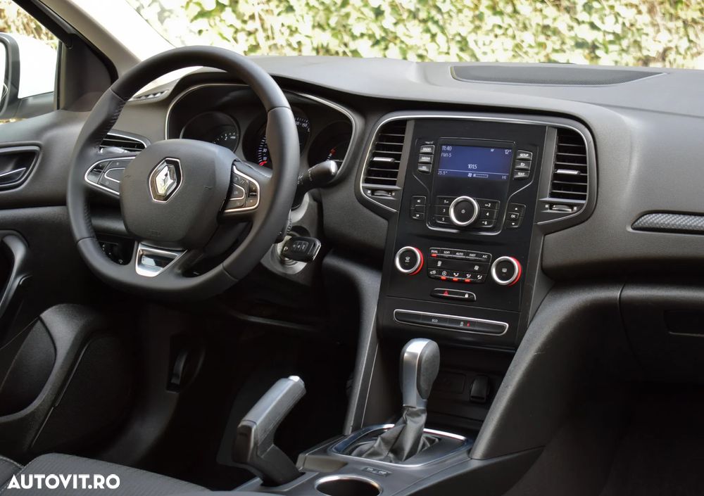 Renault Megane Blue dCi 116 EDC Intens - 8