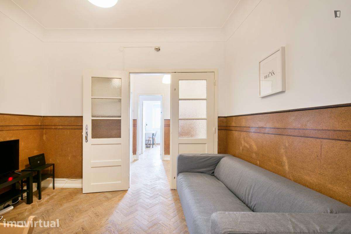 Quarto - localizado em Penha de França Lisbon - Grande imagem: 3/39