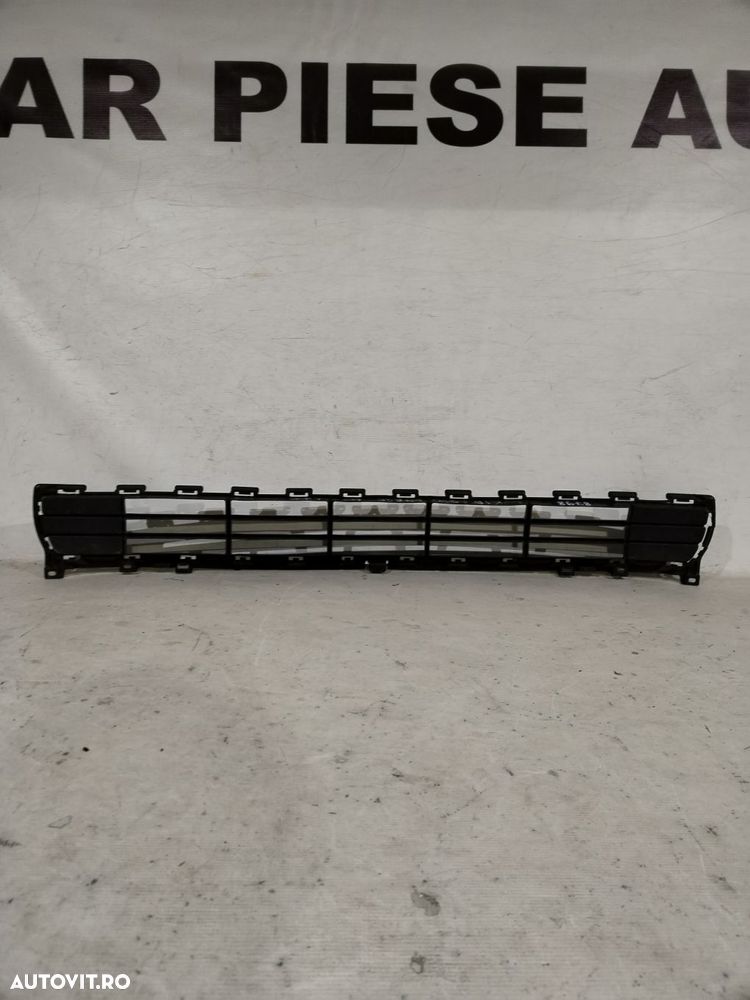 Grila inferioara bara fata, Kia Sportage, 2018, 2019, 2020, 2021, cod origine OE 86569-F1500. - 1
