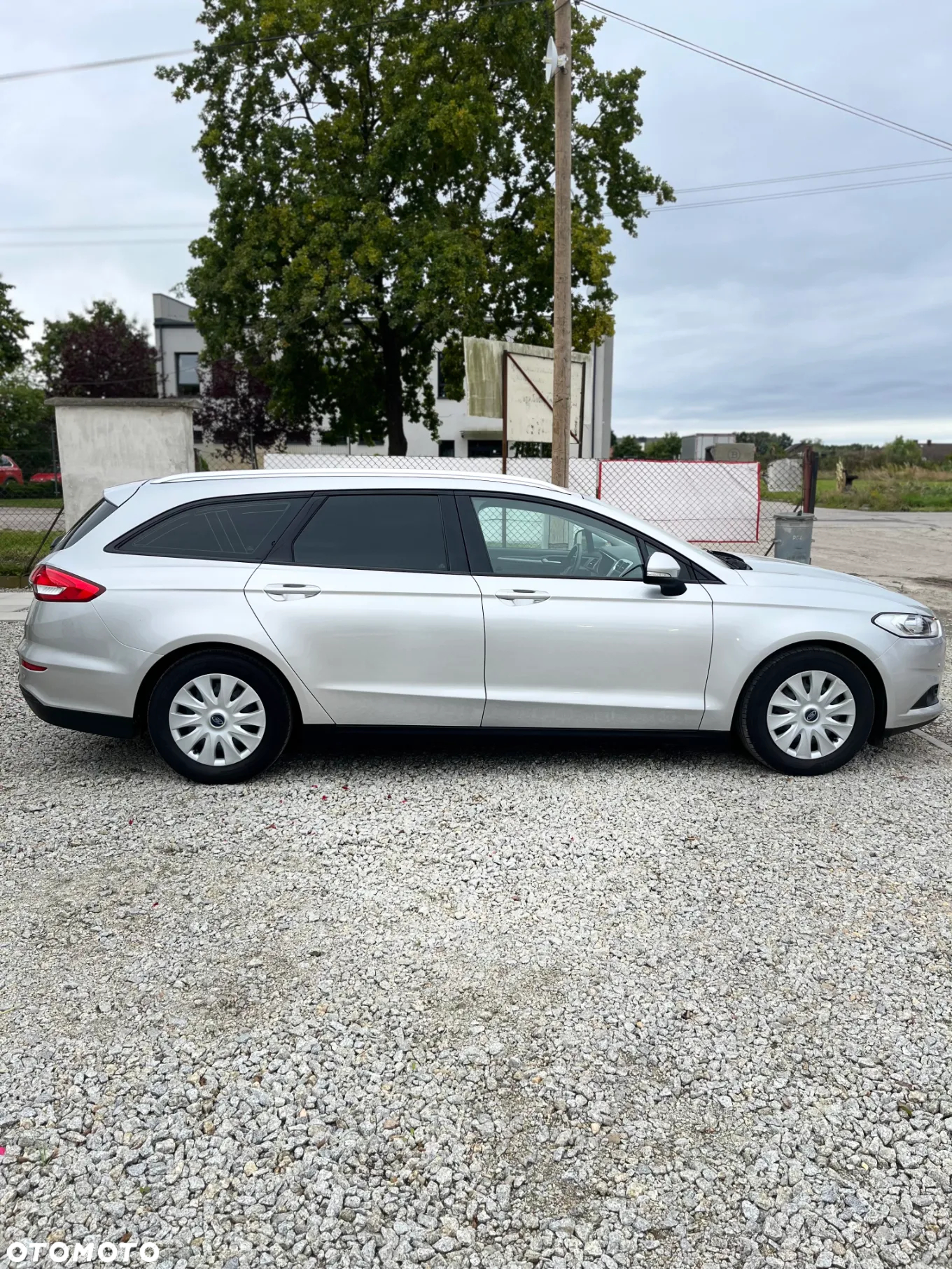 Ford Mondeo - 4
