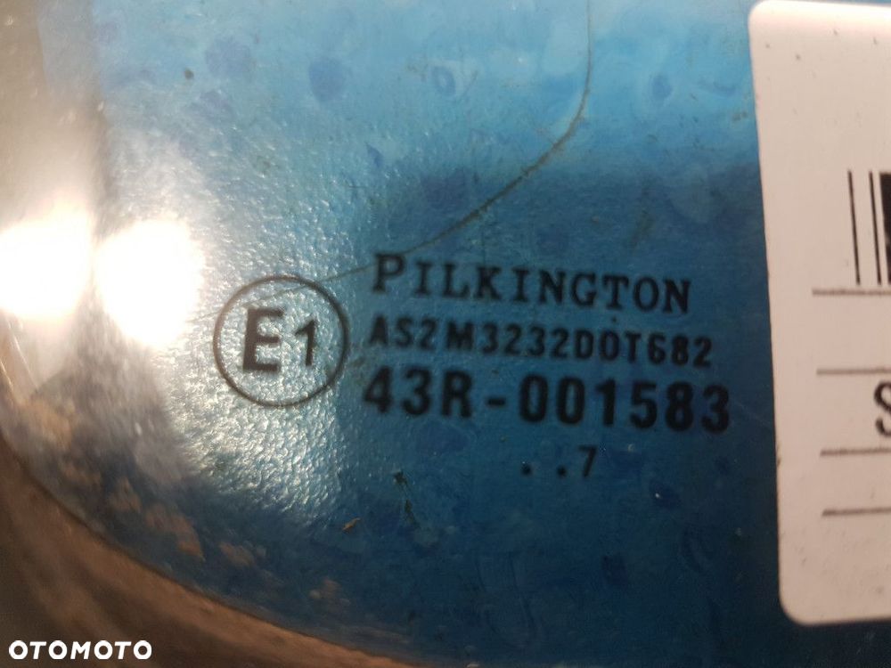 SUZUKI SWIFT IV 5D SZYBA DRZWI TYŁ PRAWA - 3