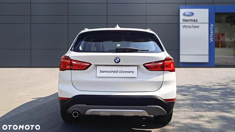 BMW X1 sDrive18d xLine - 3