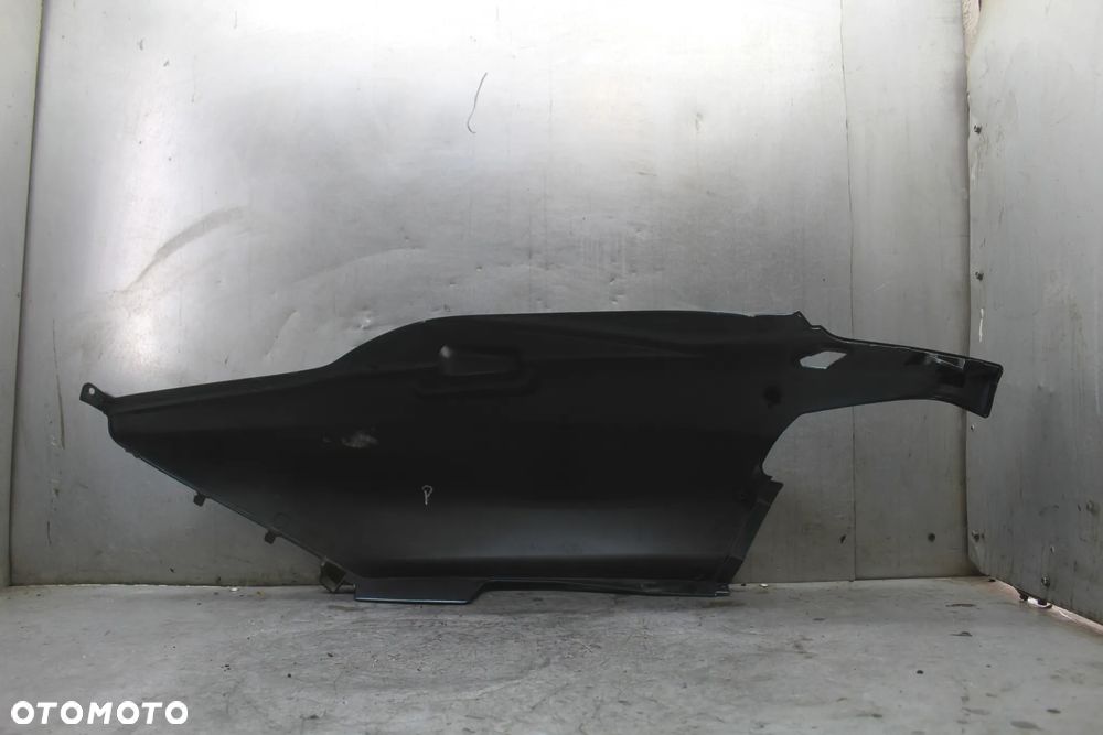 Suzuki Burgman AN 650 Bok boczek owiewka osłona owiewka prawa - 2
