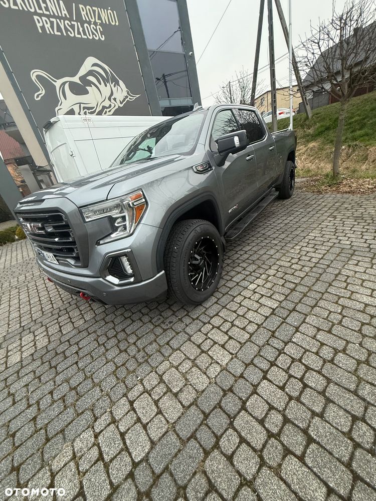 GMC Sierra - 9