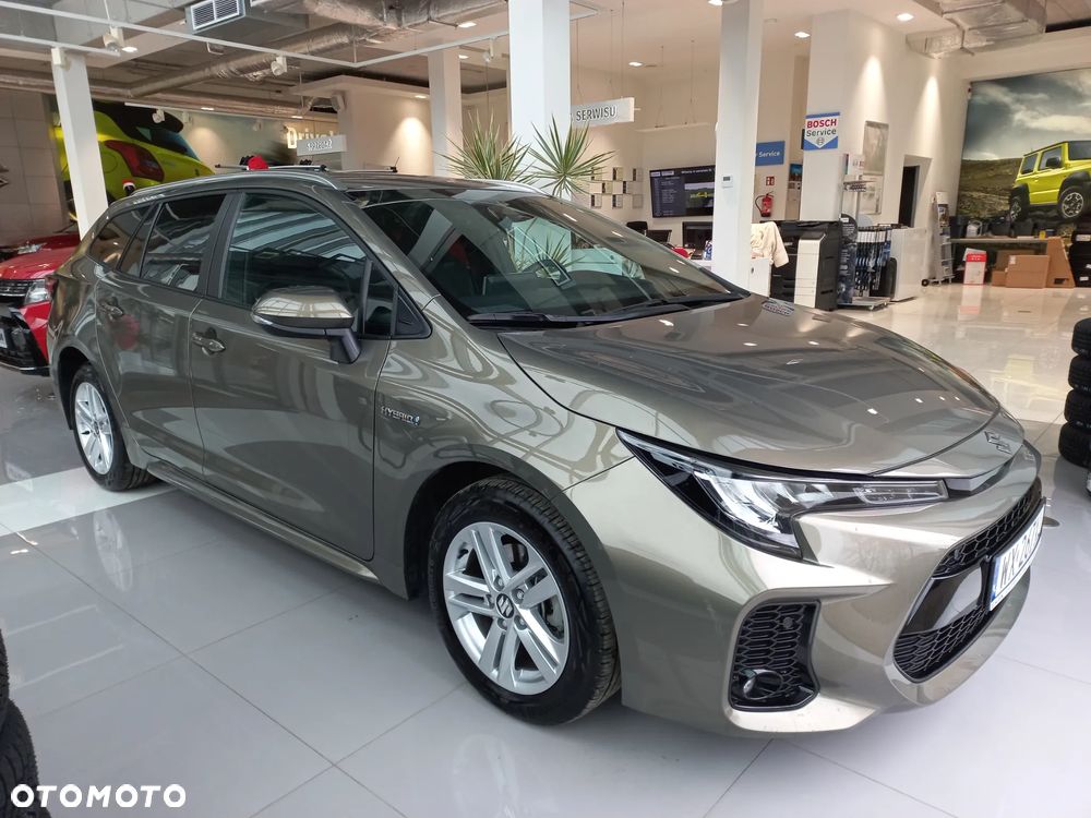 Suzuki Swace 1.8 Hybrid Premium Plus CVT - 1