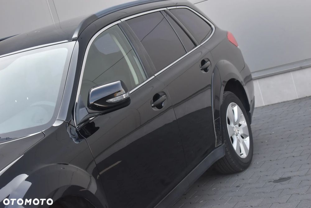 Subaru Legacy - 28
