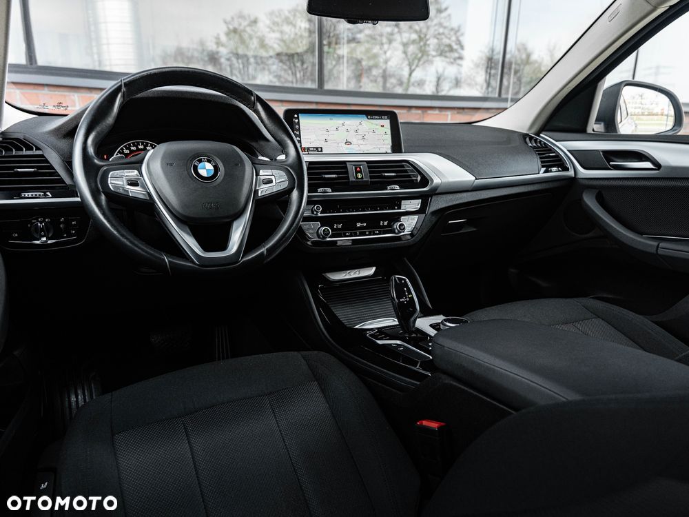 BMW X4 - 26