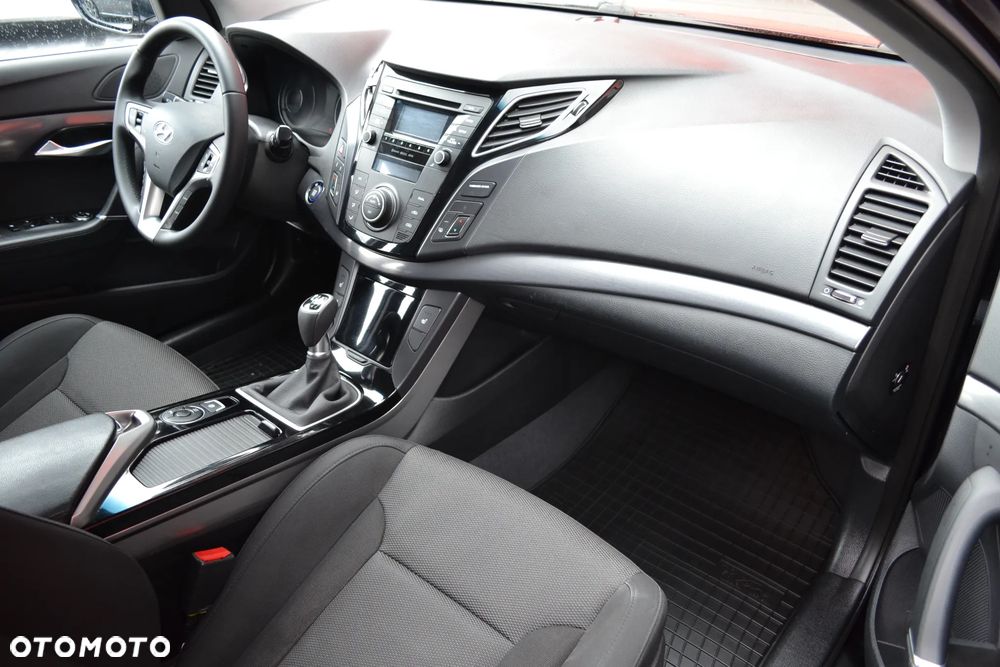 Hyundai i40 1.6 GDI Comfort + - 9