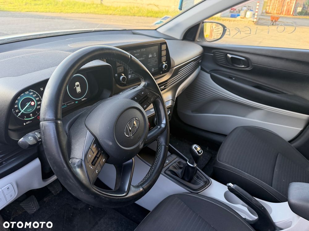 Hyundai i20 - 13